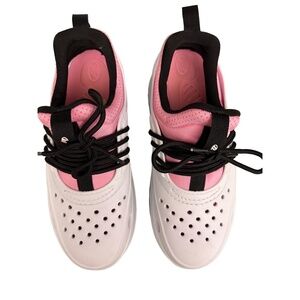 Heelys Kids White Pink‎ Lace Up Perforated Sneakers Size 4 Like New